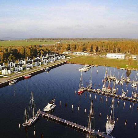 Ferienhaus Am Yachthafen In Peenemuende Exterior photo